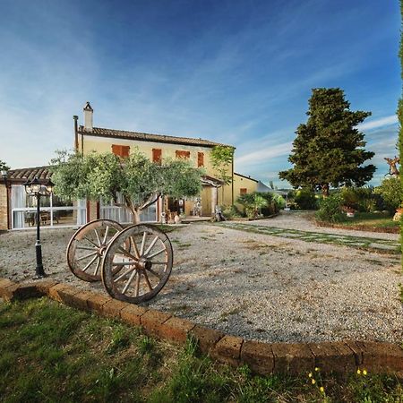 Briciola Di Sole B&B E Ristorante Borgo  ภายนอก รูปภาพ